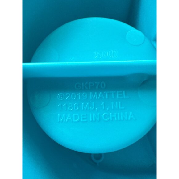 Fisher-Price Little People Cuddle & Play Nursery Toy With Accessories - Picture 7 of 9